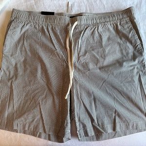 Banana Republic Deck Shorts - Size XXL - NWT
